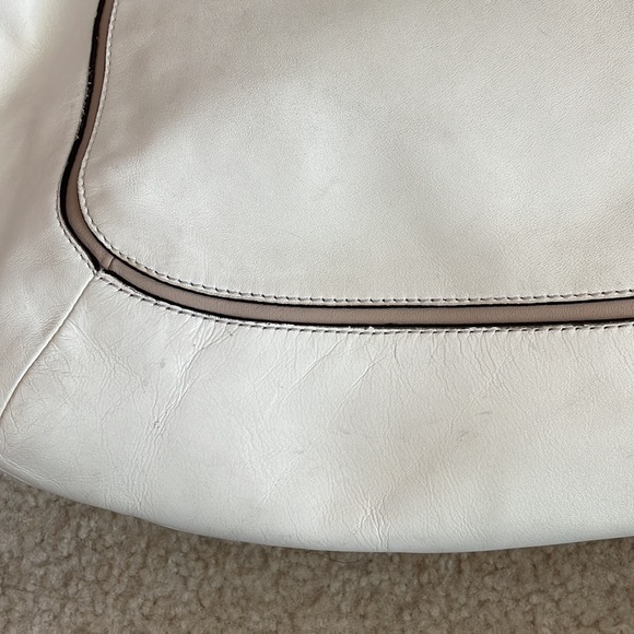 Coach Kristin Spectator Shoulder bag Cream and Tan - Picture 7 of 17